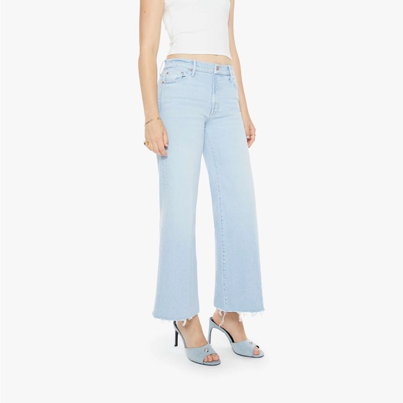 MOTHER The Cowabunga High-Rise Flare JeansLight WashSize 26